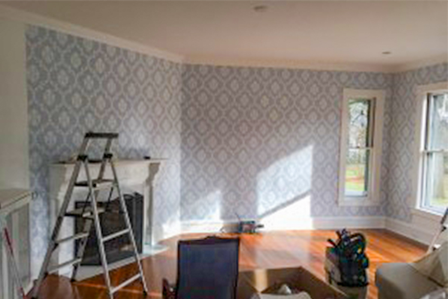 Castle Complements Painting Wallpaper Installation before8_600