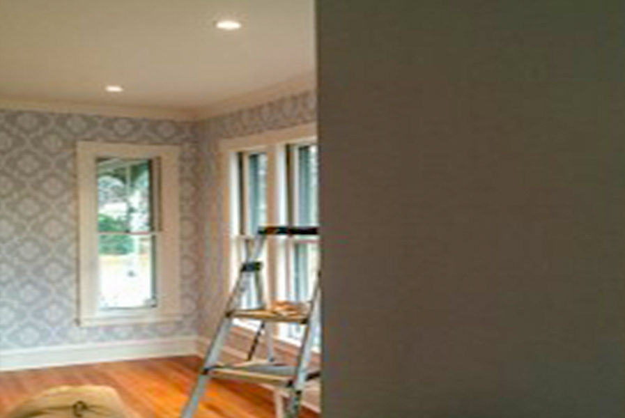 Castle Complements Painting Wallpaper Installation before9_600